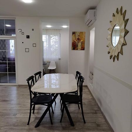 Modern Apartment In The Center With The View Of The Majestic Ararat Erivan Dış mekan fotoğraf
